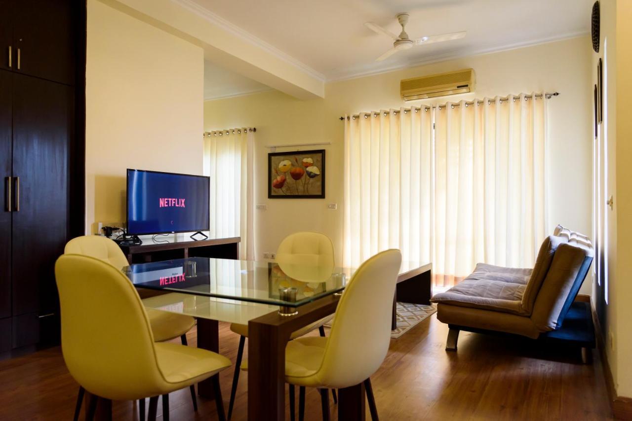 Beautiful Apartments at Tarudhan Valley Golf Resort, Manesar Gurgaon Extérieur photo